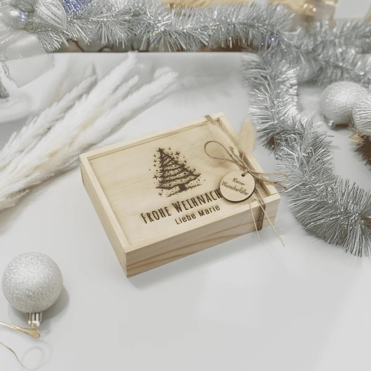 Personalisiertes Weihnachts-Geldgeschenk aus Holz – Frohe Weihnachten mit Tannenbaum